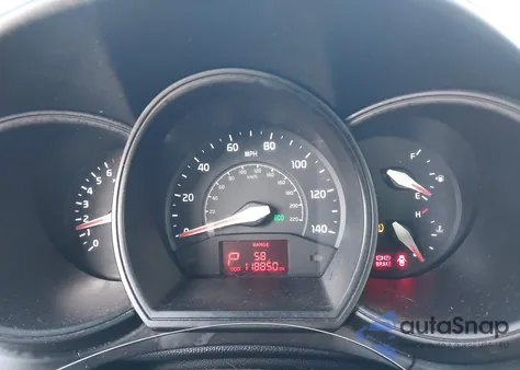 2014 Kia Rio Lx z USA, uszkodzony, nr VIN KNADM4A39E6360648